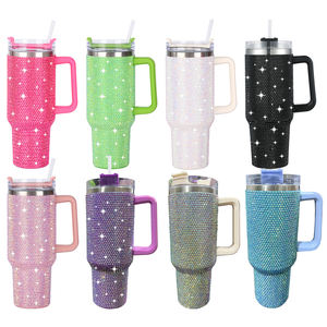 Vaso Personalizable de 40 oz con Pedrería, Asa y Doble Pared Aislada de Acero Inoxidable para Fiestas - Product Image 3