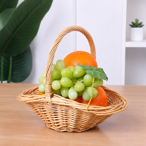 Cesta de Regalo de Mimbre Moderna y Lujosa en 2 Tamaños para Mujer, Cesta de Flores Artificiales Personalizada para Cocina, Armario y Sala de Estar - Product Image 1