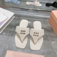 Sandales plates à fronces pour femmes, style décontracté, à bout ouvert, semelle souple, confortables pour l'été et le quotidien en extérieur