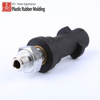 Service d'assemblage et de moulage par injection de composants électroniques métalliques et plastiques sur mesure en usine