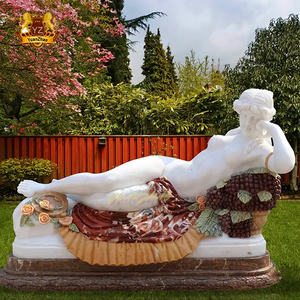Statue de jardin en marbre blanc naturel grandeur nature, représentant les Trois Grâces, déesses grecques nues, pour villa et parc. - Product Image 5