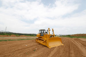 Bulldoser Lacak rantai buldoser Mini <span class=keywords><strong>Dozer</strong></span> Crawler bulldoser DT140B dari merek teratas Cina untuk diskon besar - Product Image 4
