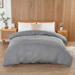 Ensemble de literie en microfibre à prix avantageux, 4 pièces, couleur unie, draps, housse de couette, taies d'oreiller - Product Image 1