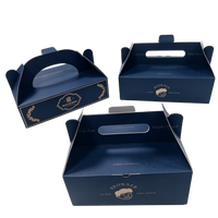 Caja de Cartón de Lujo con Impresión UV a Color y Efecto de Estampado en Dorado para Pasteles, Pan y Repostería, con Asa