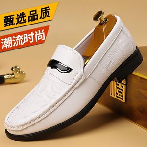 Mocassins en cuir blanc à bout rond, à enfiler, semelle extérieure en caoutchouc, semelle intermédiaire en EVA, semelle souple, chaussures décontractées de printemps avec boucle décorative - Product Image 5
