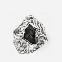 Dernière nouvelle arrivée femmes bling strass cristal noeud main pochette sac à main pour dame élégante soirée sacs usine