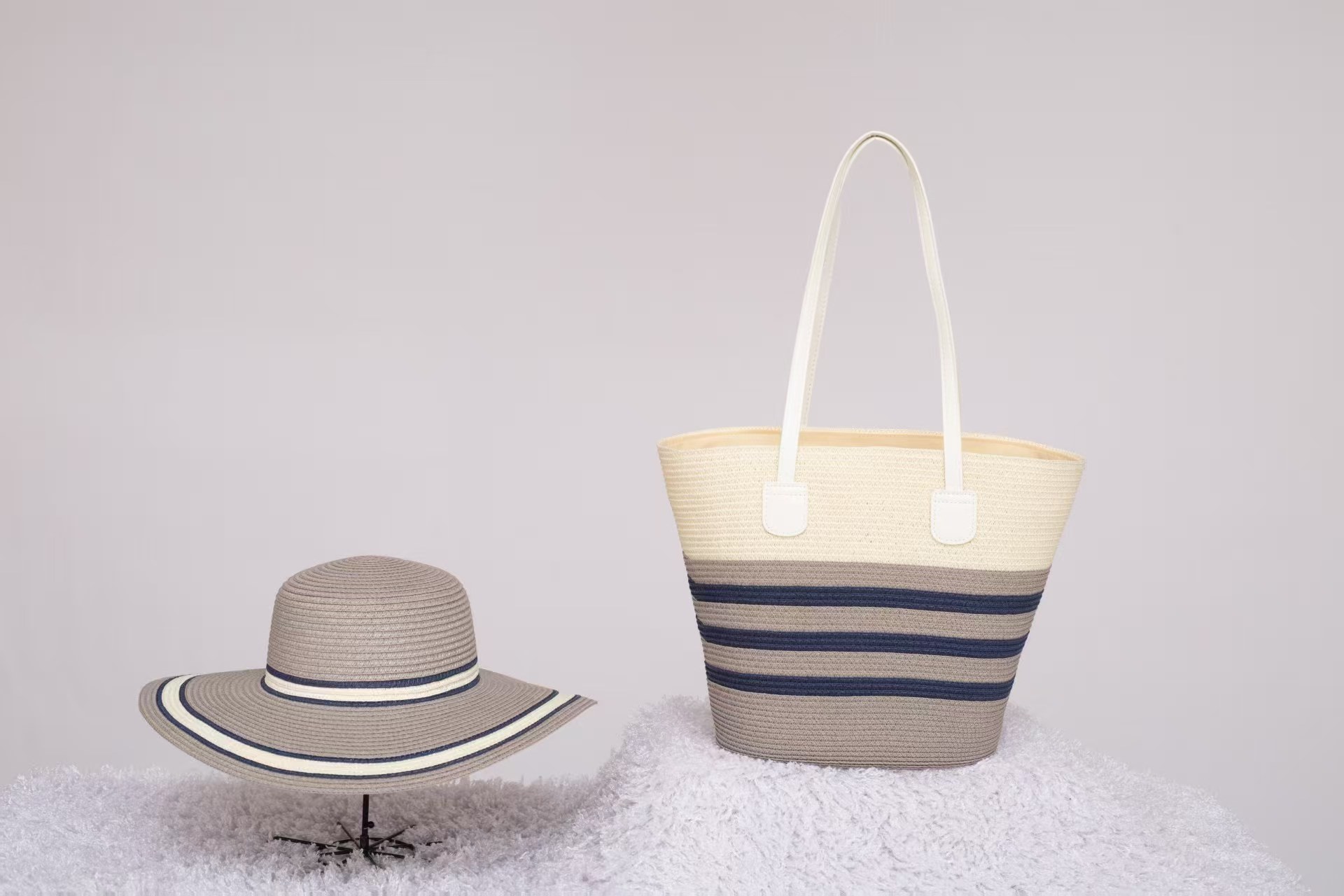 Blanc/gris/marine
