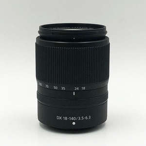 เลนส์ VR Nikkor <span class=keywords><strong>Z</strong></span> <span class=keywords><strong>DX</strong></span> 18-140มม. F/3.5-6.3ใหม่ของแท้พร้อมระบบป้องกันภาพสั่นไหวและโฟกัสอัตโนมัติ - Product Image 1
