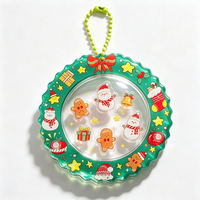 Porte-clés personnalisé de Noël en acrylique avec pendentif dessin animé et breloque flottante sur chaîne à perles pour souvenir de vacances de Noël