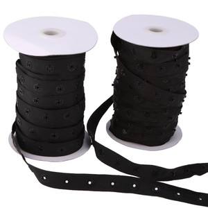 Bande de boutons-pression ronds à dos plat 100 % polyester sans nickel pour vêtements - Product Image 3