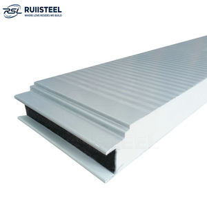 Panneaux sandwich en PU de haute qualité, polyvalents, fins, de 5 cm d'épaisseur, pour applications de construction légère - Product Image 5