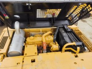 En bon état Original Caterpillar CAT 325d Pelle hydraulique sur chenilles Pelle moyenne 25t Excavatrice Cat 325d d'occasion à vendre - Product Image 6