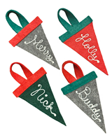 Drapeau triangulaire promotionnel personnalisé brodé en feutre doux pour accessoires de porte-clés et breloques de mini-sacs