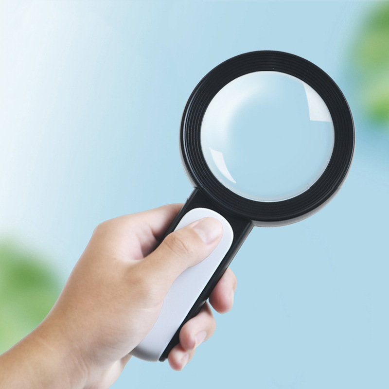 18 LED Light Handheld Magnifying Glass