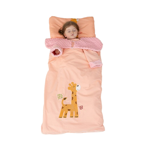 Manta antipatadas para niños pequeños con estampado de jirafa, suave y portátil para niños y niñas saco de dormir, comodidad nocturna - Product Image 1