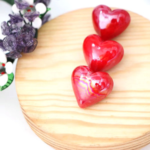 Ornamen Hati Kaca Murano Buatan Tangan Warna-warni Berlapis Merah, Hadiah Hari Valentine Grosir - Product Image 2