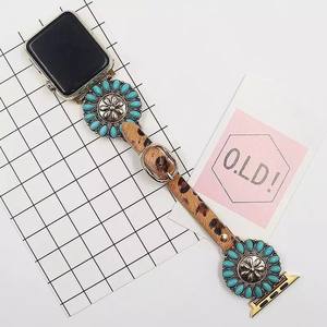 Bracelets de montre occidentaux personnalisés <span class=keywords><strong>bracelet</strong></span> à breloques femmes cheval <span class=keywords><strong>fantaisie</strong></span> imprimé léopard <span class=keywords><strong>bracelet</strong></span> de montre de remplacement pour <span class=keywords><strong>Apple</strong></span> 41 45mm - Product Image 4