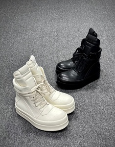 Chaussures de sport polyvalentes et élégantes en cuir véritable faites à la main, avec amorti, anti-odeur et absorbant la transpiration, luxueuses pour hommes et femmes - Product Image 1