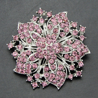 Grande broche fleurie en strass avec cristaux bleus, idéale pour les foulards, les chapeaux et les tenues de mariée