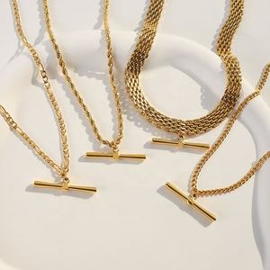 卸売カスタム18Kゴールドメッキステンレススチールメッシュフィガロロープチェーンリンク水平3DTバーペンダントネックレス女性用 - Product Image 6