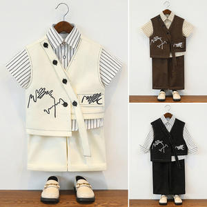 Vêtements coréens en gros pour enfants, collection été 2026 : Robe de cérémonie rétro à fleurs étoilées pour bébé d'un an et costumes formels 3 pièces pour garçons - Product Image 2