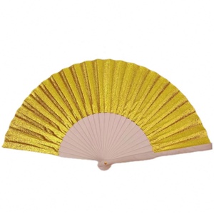 พัดไม้23ซม. สำหรับงานปาร์ตี้เต้นรำทำจากไม้พัดแบบพับได้พัดส่องแสงเป็นประกายระยิบระยับสำหรับงานแต่งงานศิลปะพื้นบ้านแกะสลักไม้ไผ่ของขวัญทางธุรกิจ - Product Image 6