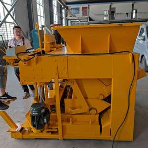 Machine <span class=keywords><strong>de</strong></span> pose <span class=keywords><strong>de</strong></span> bordures <span class=keywords><strong>de</strong></span> bordures <span class=keywords><strong>de</strong></span> routes en <span class=keywords><strong>ciment</strong></span> en béton machines <span class=keywords><strong>de</strong></span> fabrication <span class=keywords><strong>de</strong></span> briques <span class=keywords><strong>prix</strong></span> <span class=keywords><strong>de</strong></span> la machine <span class=keywords><strong>de</strong></span> moulage <span class=keywords><strong>de</strong></span> blocs au Ghana - Product Image 3