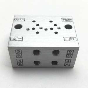 แผ่นวาล์วแมนิโฟลด์ Original-SMC VV4QD15-02M5 - Product Image 4