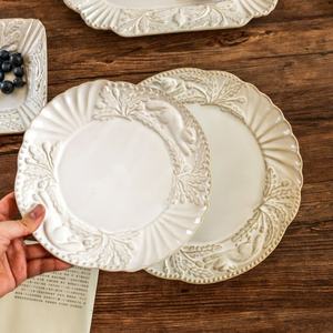 จานเซรามิกวินเทจ Lelyi ลายแกะสลักแบบเตาเผา สำหรับเสิร์ฟพาสต้า สลัด ของหวานสไตล์<span class=keywords><strong>ฝรั่งเศส</strong></span> สวยงาม เหมาะสำหรับอาหารตะวันตก ใช้ในครัวเรือน - Product Image 1