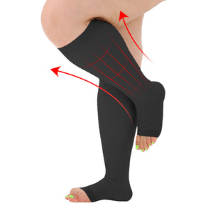 Medias de compresión médicas hasta la rodilla, con punta abierta, tela transpirable, alivian <span class=keywords><strong>las</strong></span> venas varicosas y la fatiga - Product Image 1