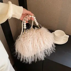 Herbst Winter elegante Perlenkette Schulter Geldbörsen Flauschige Kunst pelz Straußen feder Party Clutch Frauen Handtaschen