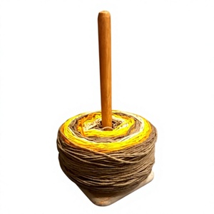 Support en bois écologique pour pelotes de laine, double axe, forme ronde, design simple, pour tricot et crochet, utilisation pratique - Product Image 6
