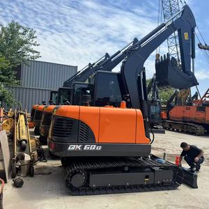 Doosan รถขุดตีนตะขาบขนาดเล็กมือสอง DX60ในสภาพที่ดี DX70 DX55สำหรับวิศวกรรมและการก่อสร้างเซี่ยงไฮ้ - Product Image 2