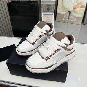 Nouvelles Chaussures Décontractées de Luxe Minimalistes en Maille pour Femme, Inspirées des Créateurs, et Chaussures Chunky Respirantes Noires et Blanches à Lacets pour Homme - Product Image 6