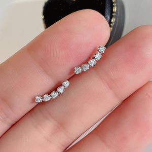 Orecchini in oro bianco con diamanti, taglio rotondo brillante, colore G, gioielli da sposa classici naturali da donna, peso totale 1,5 ct - Product Image 5