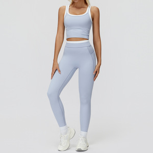 Ensemble de <span class=keywords><strong>Yoga</strong></span> pour femmes 2 pièces débardeur <span class=keywords><strong>et</strong></span> Leggings ensemble de vêtements de sport pour <span class=keywords><strong>Yoga</strong></span> Fitness Gym entraînement extensible tenues de <span class=keywords><strong>Yoga</strong></span> athlétique - Product Image 4