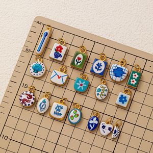 Ciondoli con effetto ceramica 18K oro acciaio inossidabile fiori ovali stampa vita marina ciondoli - Product Image 3