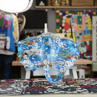 Ornement de tête d'éléphant d'intérieur fait à la main en polyrésine colorée bibelots artisanat en résine personnalisable pour la décoration intérieure en gros