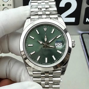 Reloj Mecánico Automático de Alta Calidad para Hombre con Esfera Verde, Correa de Acero Inoxidable y Calendario - Product Image 1