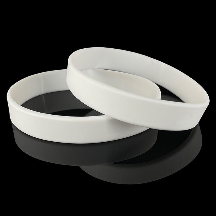 Blanc (Prix pour un article vierge)