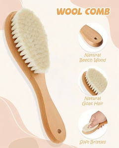 Brosse à cheveux pour bébé en bois avec logo personnalisé, brosse pour bébé avec poils <span class=keywords><strong>de</strong></span> chèvre naturels, <span class=keywords><strong>peigne</strong></span> pour bébé, aide à prévenir la croûte laiteuse - Product Image 3