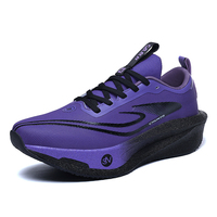 Chaussures de sport épaisses pour femmes à semelle EVA et plaque de carbone, de haute qualité, ODM, à lacets, en maille, baskets de course légères et antidérapantes pour hommes