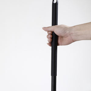 Alat Pembersih Kaca dengan Pegangan Aluminium Hitam Mewah dan Bilah Silikon untuk Membersihkan Lantai dan Jendela - Product Image 6