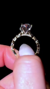 Anillo de Compromiso de Lujo con Diamante Cultivado en Laboratorio de Corte Ovalado de 3CT, Chapado en Oro Blanco de 14K/18K, Certificado IGI/VVS, Anillo de Boda Personalizado - Product Image 2