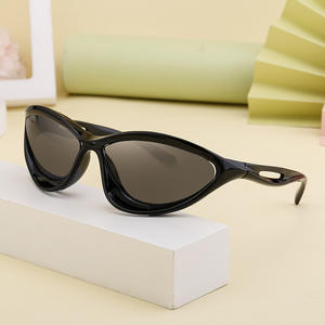 Gafas de Sol Deportivas de Ojo de Gato para Mujer, Lentes de PC Negras con Protección UV400, Protección Anti-UV, Gafas de Ciclismo para Exteriores, Clase 2 - Product Image 1