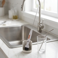 Brosse multifonctionnelle en plastique avec manche pour nettoyer les couvercles de tasses, les boîtes à lunch, les tabliers, les pailles de thermos et les biberons