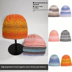 Gorro de Lana Tejido con Diseño de Lazo de Arcoíris, Grueso y Moderno, para Hombre y Mujer, Novedades de Invierno 2025 - Product Image 2