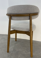 Chaise de salle à manger moderne minimaliste de luxe en bois de caoutchouc avec dossier, adaptée pour la maison, le bureau, les banquets d'hôtel, les cafés, les meubles de salon