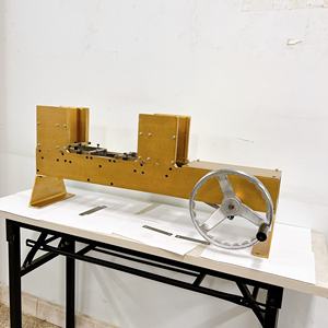 Macchinari per impianti industriali in acciaio di alta qualità EI Lamination Stacking macchinari con componenti per cuscinetti - Product Image 3