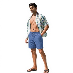 Shorts décontractés d'été pour hommes, respirants et à séchage rapide, avec logo personnalisé sur le devant, 100 % polyester, fermeture à cordon de serrage - Product Image 1